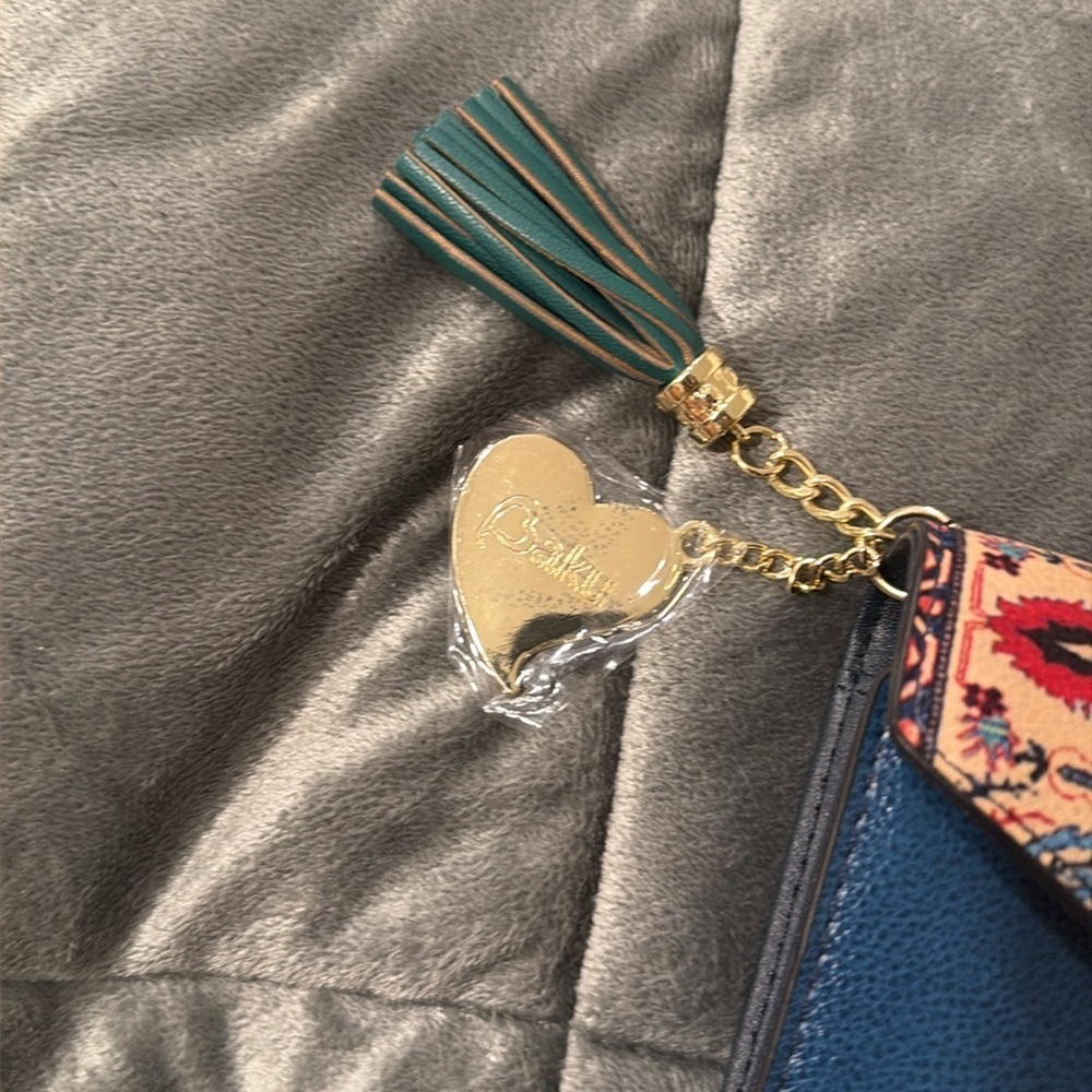 I Love Baku Clutch Wallet New Without Tags - Picture 7 of 8